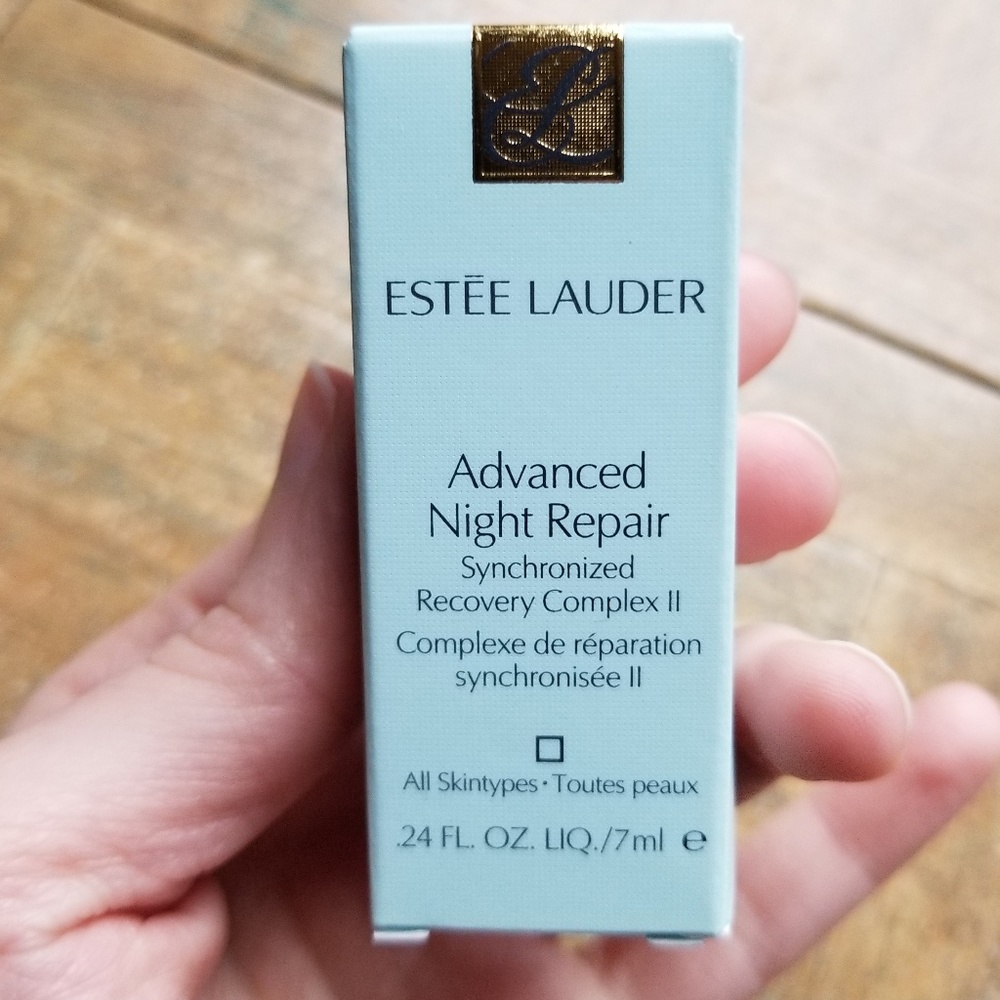 BNIB ESTEE LAUDER ADVANCED NIGHT REPAIR COMPLEX II - Picture 2 of 6
